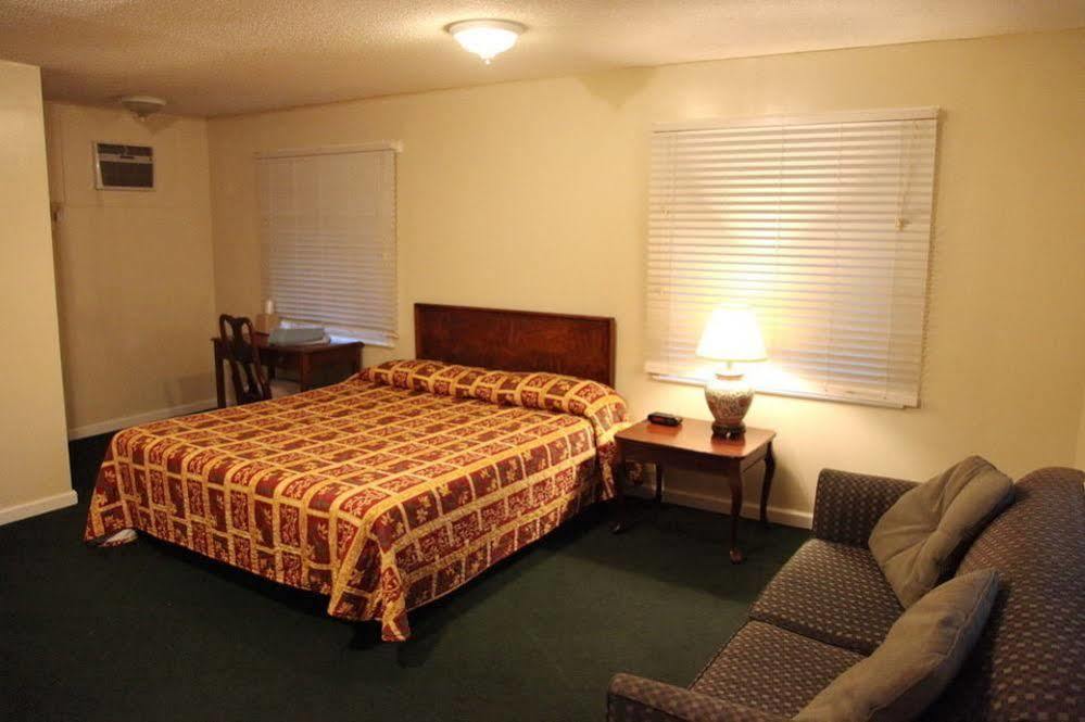 Parliament Resort Gay Mens Resort Augusta Exterior foto